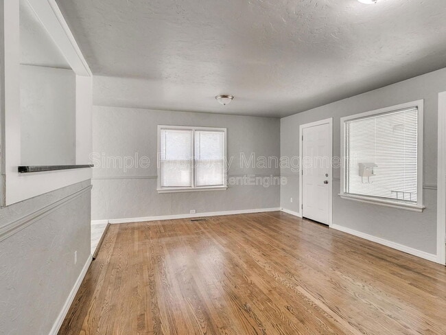 Photo - 3916 NW 24th St