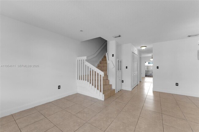 Photo - 6350 SW 139th Ave