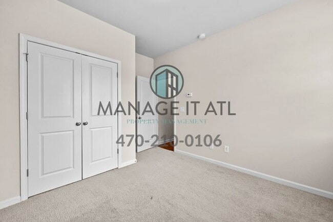 Photo - Elegant 4 bedroom townhome in Duluth!