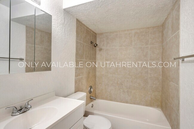 Photo - 1760 Willowbrook Dr