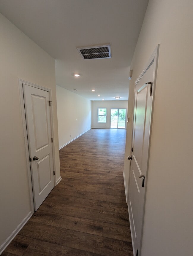 Photo - 2828 Trinity St