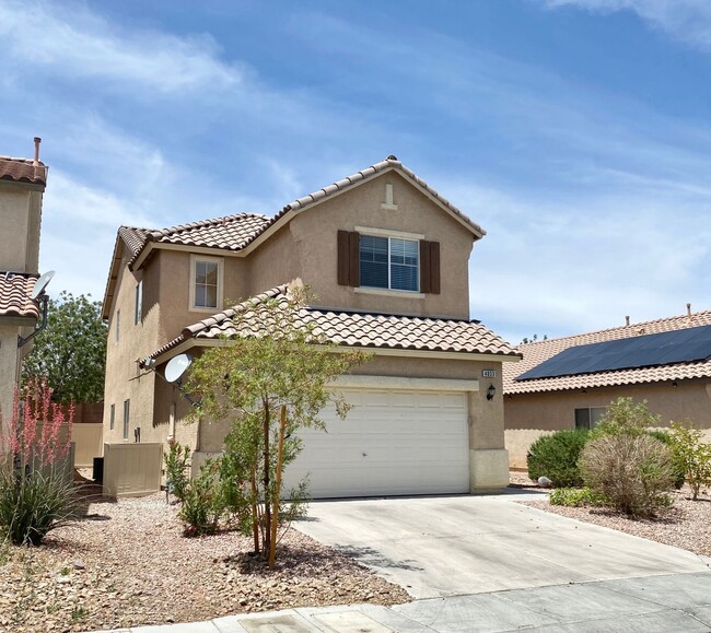 Photo - Nice two-story single family house with 3 bedrooms and 2 baths