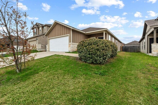 Photo - 175 Eves Necklace Dr.