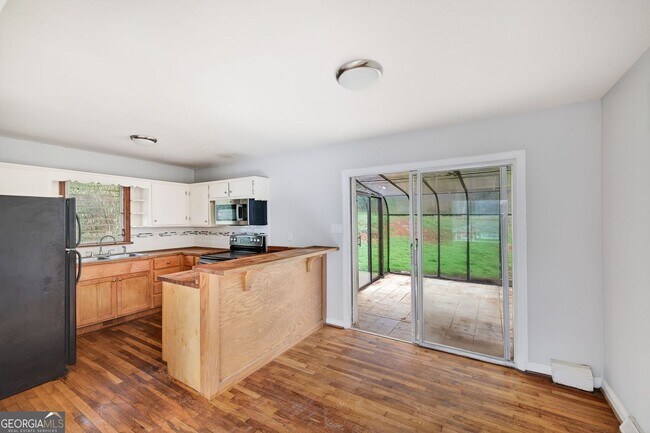 Photo - 3178 Pinehill Dr