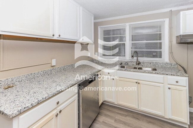 1462 Cardinal Pl
