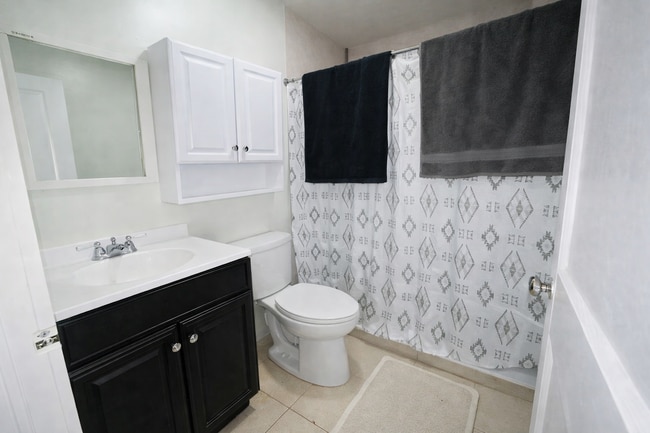 Photo - 1235 Kappes St