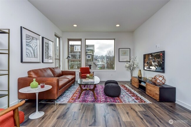 Photo - 1908 24th Ave S