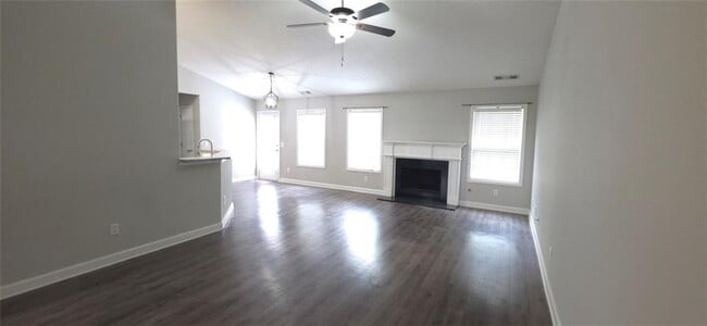 Photo - 439 Red Bud Rd
