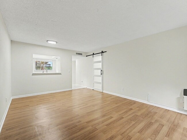Photo - 6314 Newtown Cir Unit 14A2