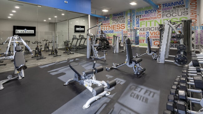 Photo - 8800 Lakeside