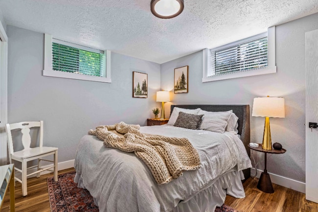 Photo - 444 N Oakley St