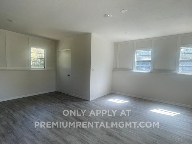 Photo - 703 Gotts Rd