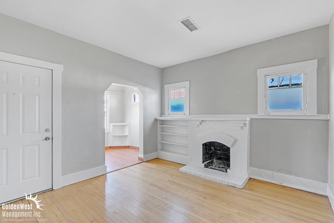 Charming 2Bdm 1Ba Duplex in Greater Corona... - Charming 2Bdm 1Ba Duplex in Greater Corona...