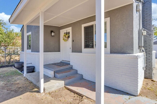 Photo - 2 Separate Units on One Lot – Ideal for Family/Next Gen Living!