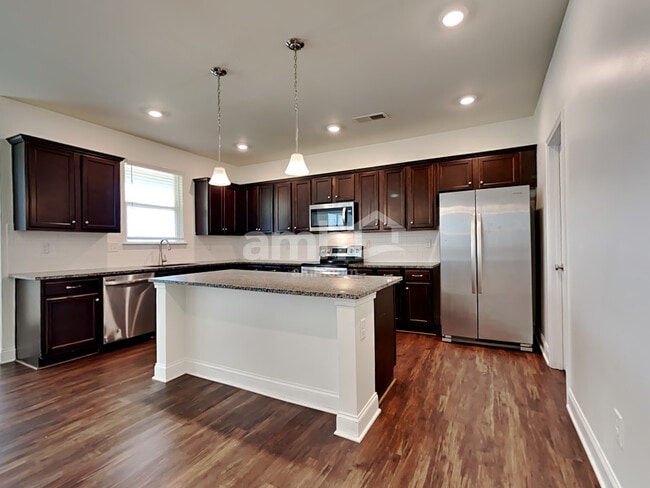 Photo - 113 Rivulet Dr