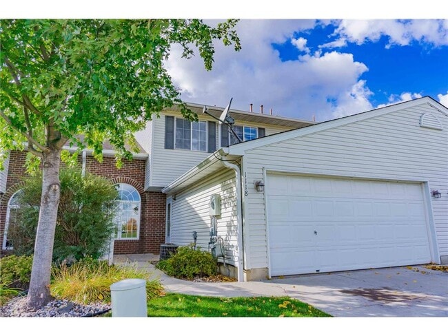 Building Photo - 1118 Larkspur Ln