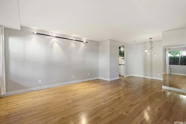 Building Photo - 87 W 300 N Unit Capitol Hill Condominium