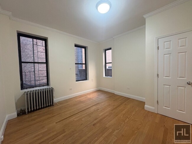 2 AVENUE