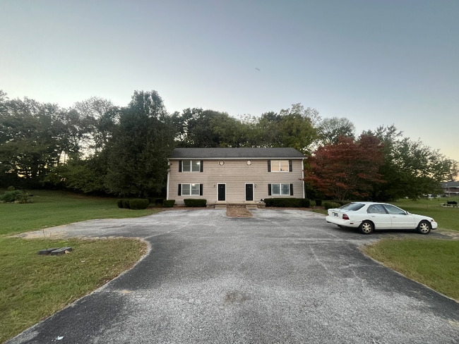 Photo - 104 Fremont Ln House