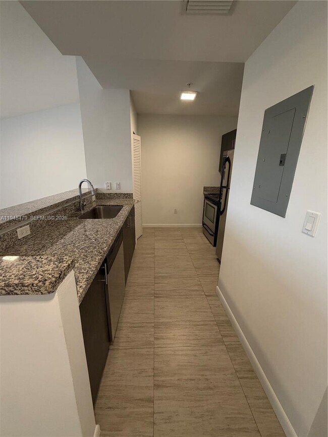 Photo - 1801 SW 32nd Ave Unit 701