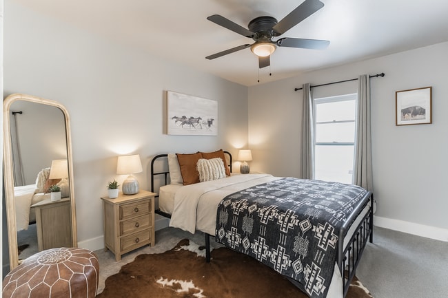 Photo - 313 W San Miguel St