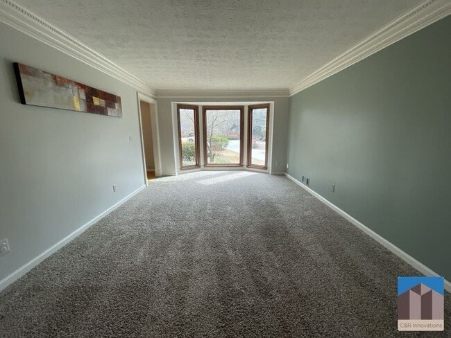 Photo - 5525 Wedgewood Ct SW