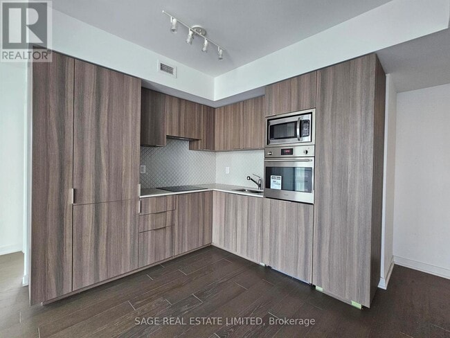 Photo - 11 Wellesley St W Unit 1211