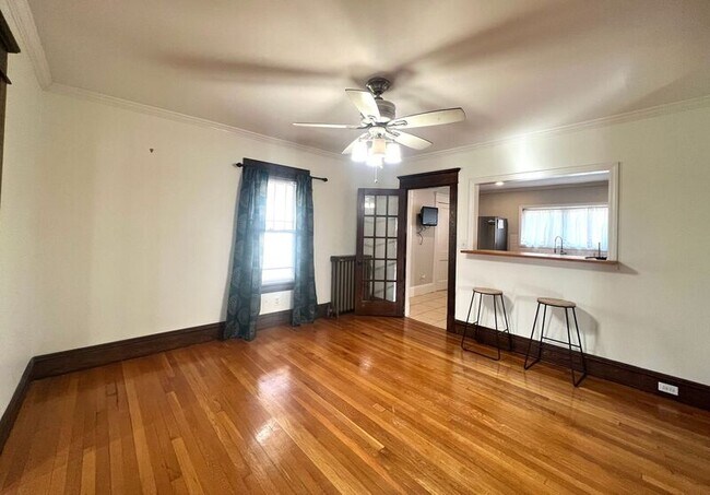 Photo - 672 Sumner Ave