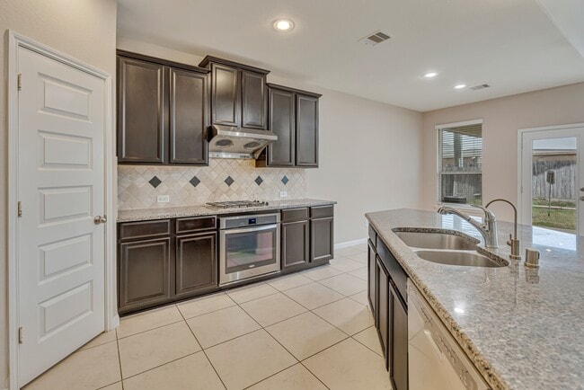 Photo - 17602 Stamford Oaks Dr