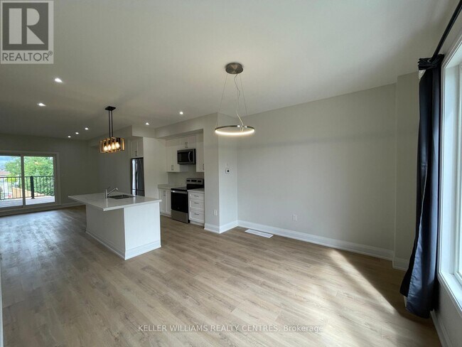 Photo - 440 Veterans Dr