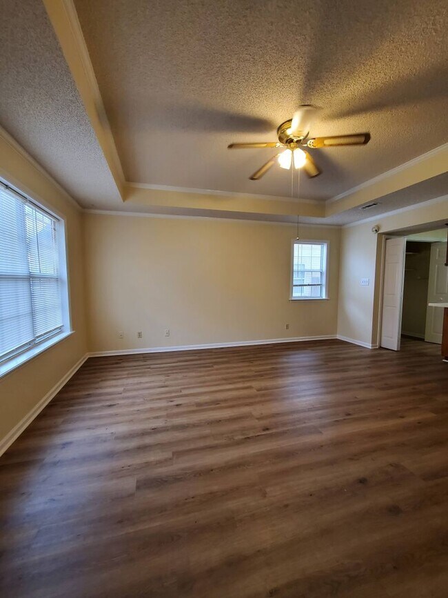 Photo - Charming Retreat with Wood Burning Fireplace: Your Ideal Rental Home Awaits!