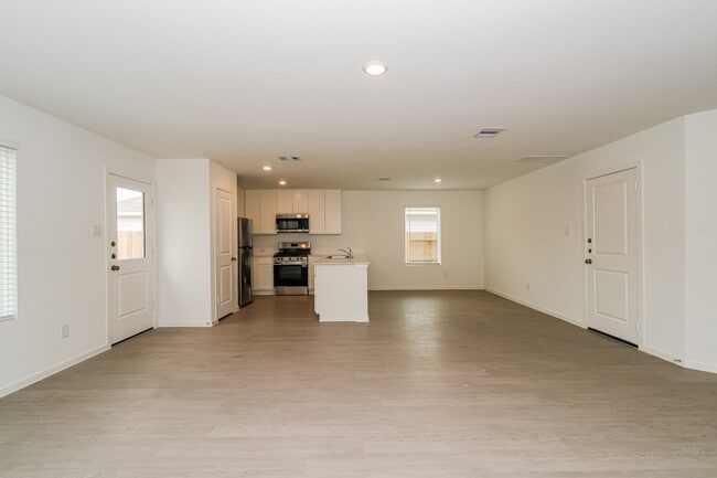 Photo - 442 Southern Magnolia Wy