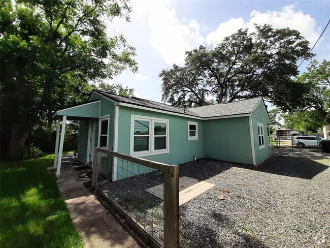 Building Photo - 7607 Moss Rose St Rental