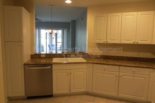 Photo - 12090 Summergate Cir Unidad Apt 101