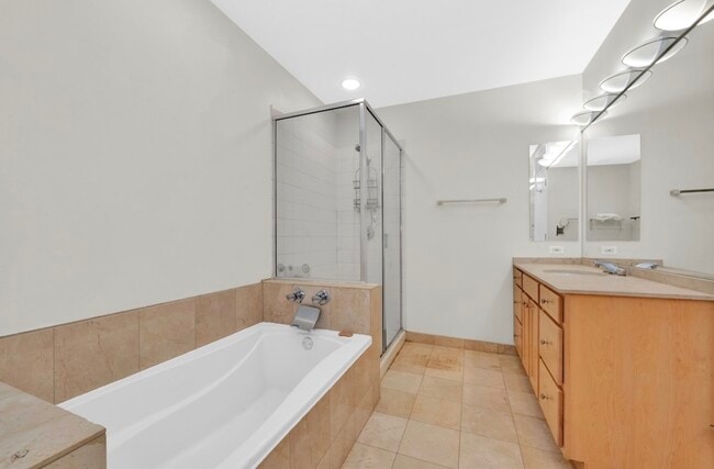 Photo - 550 W Fulton St Unit 403