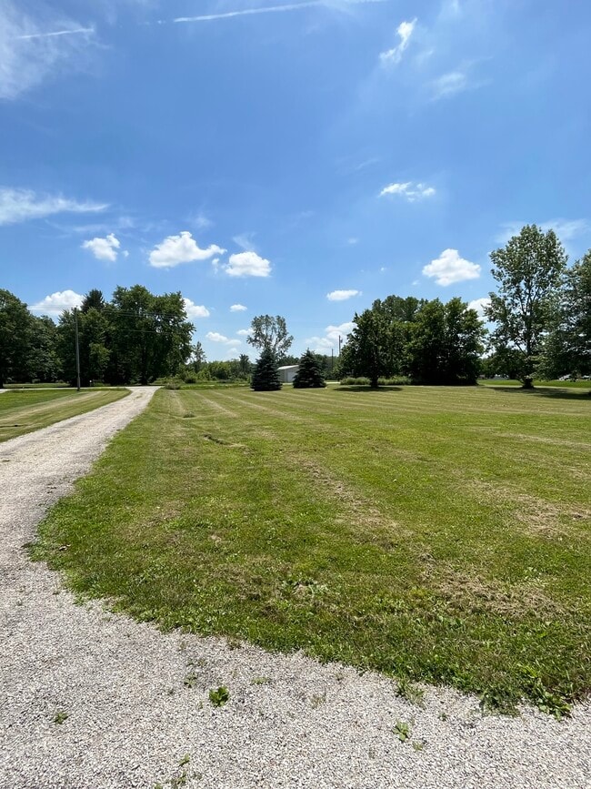 Photo - 17200 OH-739