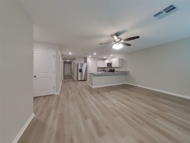 Photo - 10050 Cerritos dr