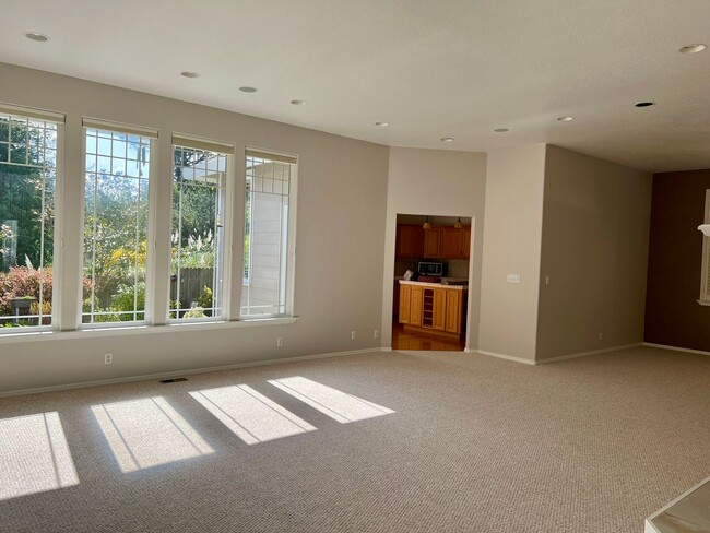 Photo - Spacious, Well-Appointed home in a Highly Desirable Location!