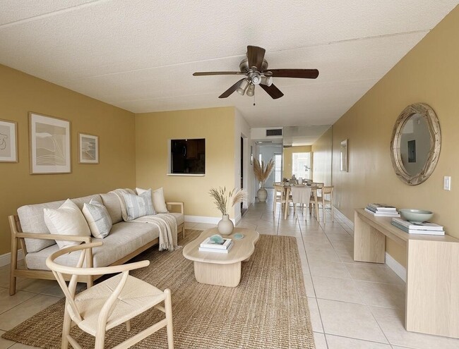 Building Photo - 600 Village Green Ct Unit 203