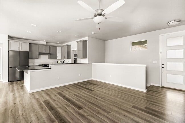 Photo - Beautiful 5 Bedroom Home | Finished Basement | Next to Community Pool | Oversized Lot