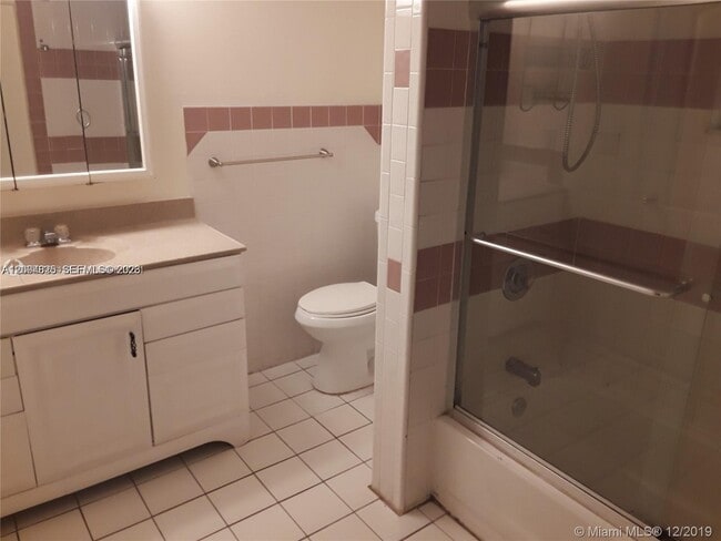 Photo - 1934 Rodman St Unit REAR