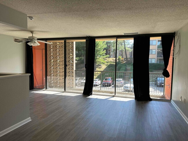 Photo - 4 S Van Dorn St