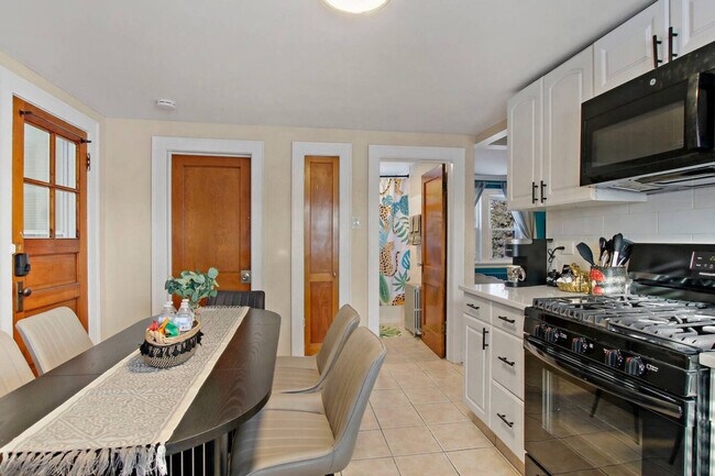 3446 N Ozark Ave Unit SI FL2-ID1366969P