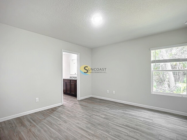 3 Seaton Valley Path Unit A