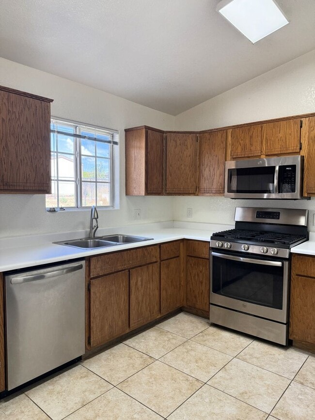 Photo - 5-bedroom, 3-bath home in Prescott Valley