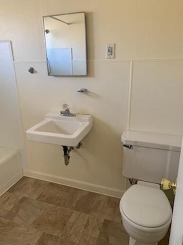 Photo - 3 Arapahoe Pl Unit B