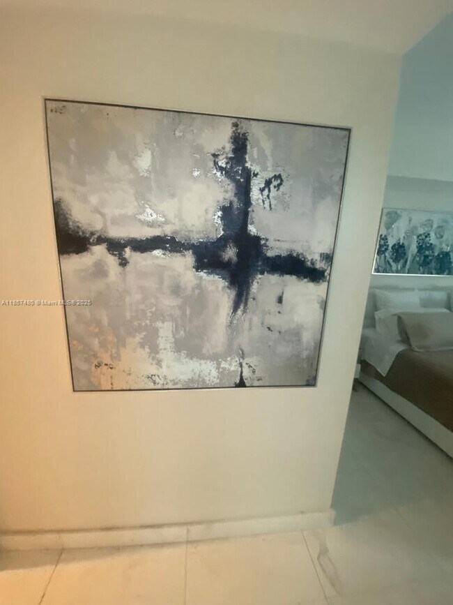 Photo - 335 S Biscayne Blvd Unit 607