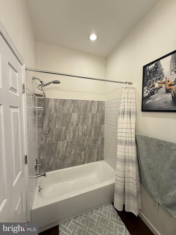 Photo - 1003 S 6th St