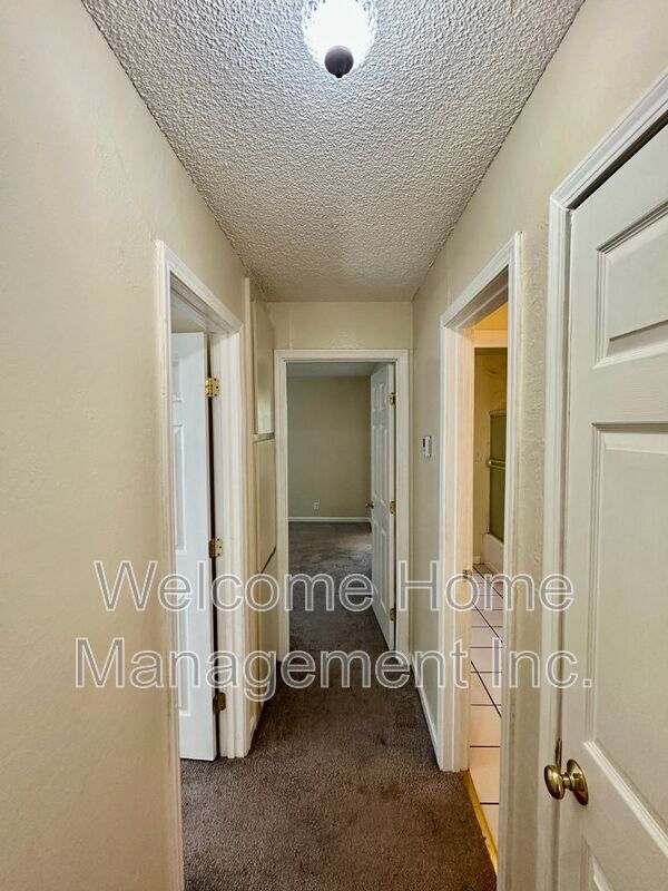 Photo - 2225 Hillsborough Ct