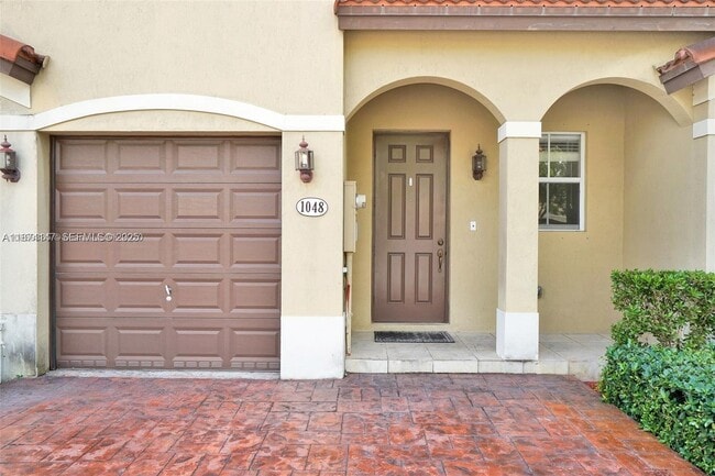 Photo - 1048 NE 208th St